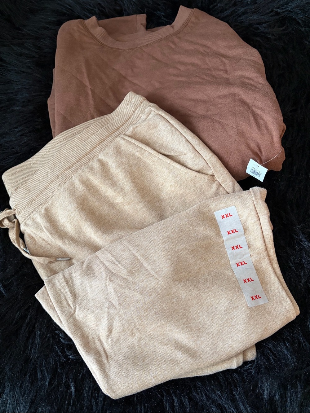NWT! Old Navy Women's Tan Sweatpants and Brown Sweatshirt Set